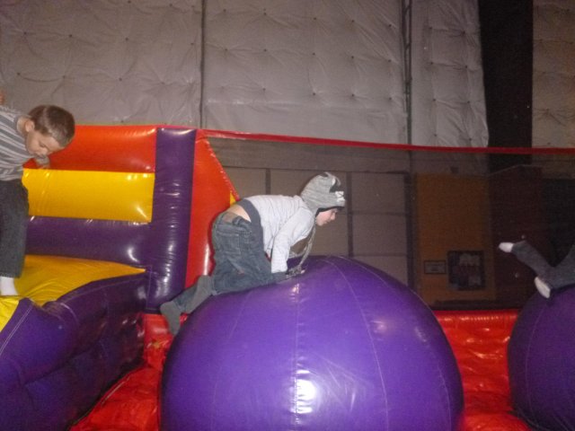 20161203153319-VQ2EXQSWTPYJJ6BM-P1130194